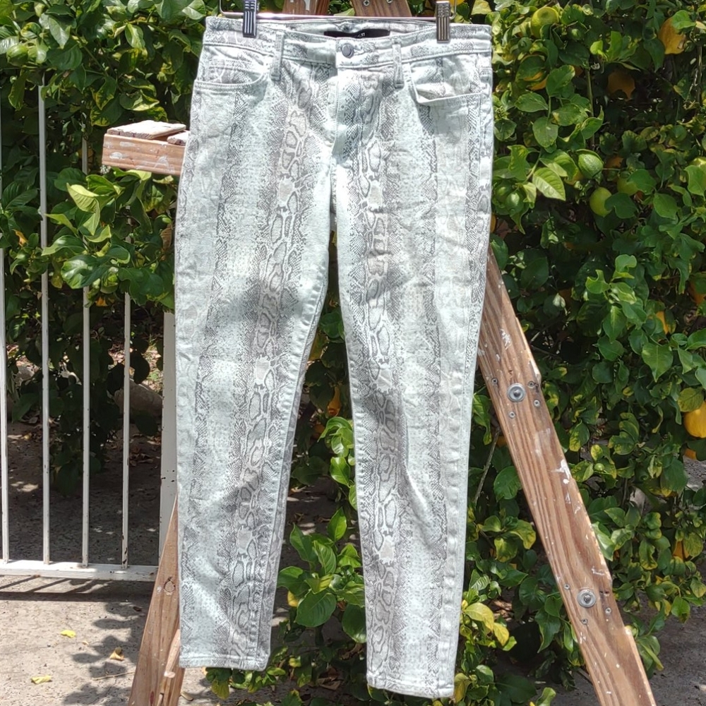Joe's Jeans High Water Reptile Print Pale Green 27